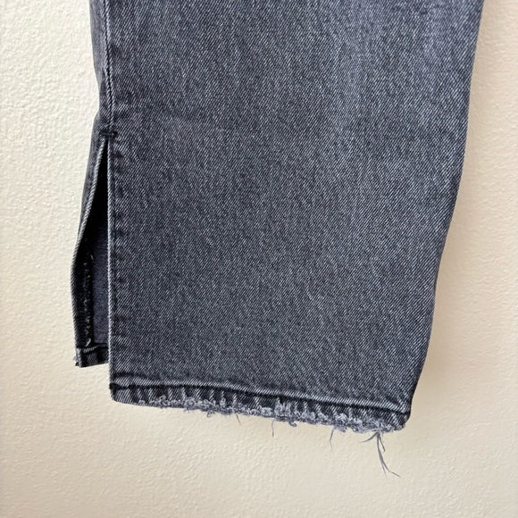 Abercrombie Curve Love 90s Straight Ultra High Rise Jeans Black Split Hem Sz 30 - Picture 3 of 6